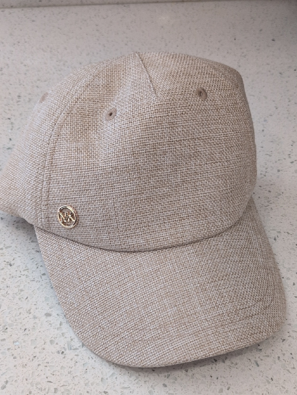 MICHAEL KORS Beige Textured Baseball Cap with Gold Logo Pin NWT